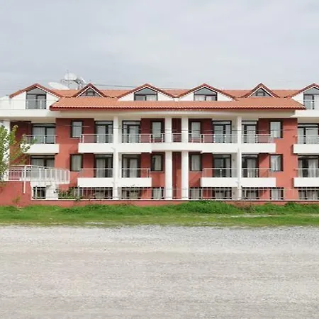 Hotell Carna Garden Side