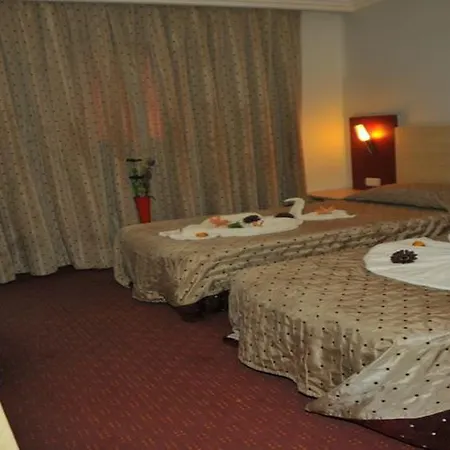 Hotell Carna Garden 3*