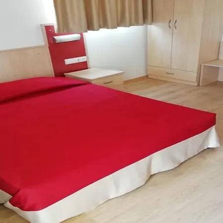 Hotell Carna Garden