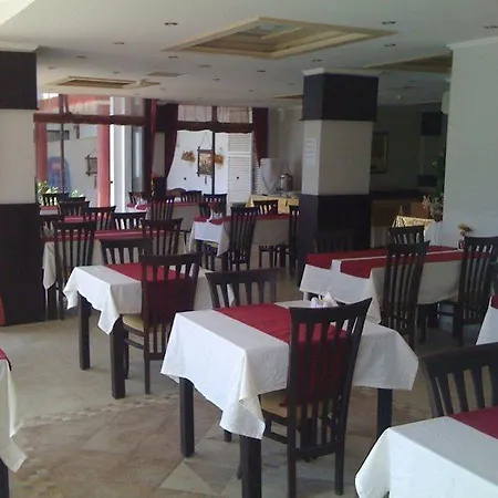 Hotell Carna Garden Side