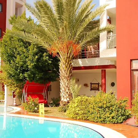 Hotell Carna Garden 3*