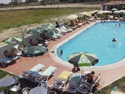 Carna Garden 3* Side